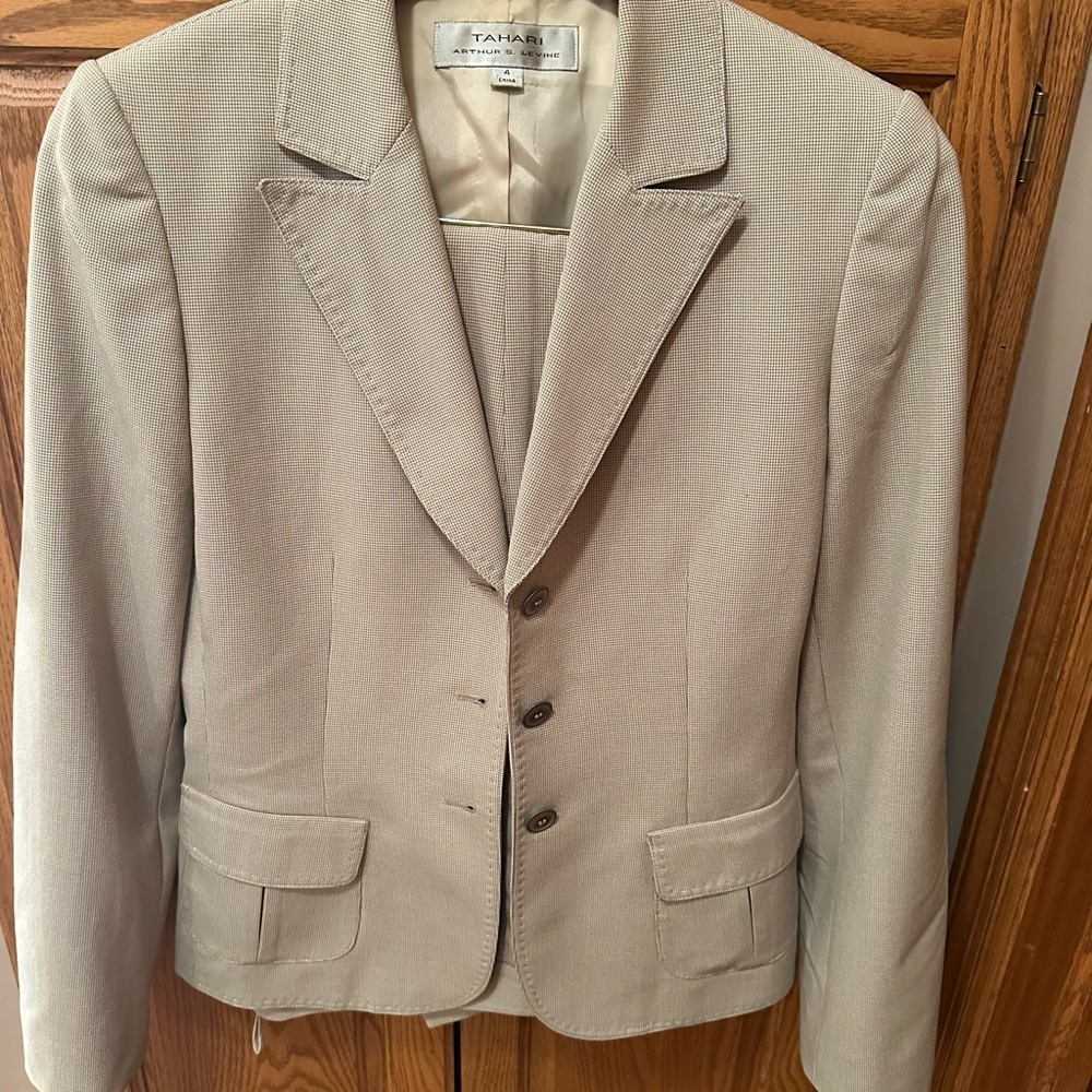 Tahari Light Tan Blazer